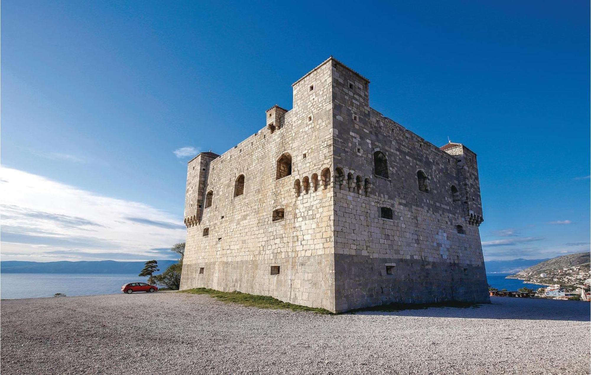 Amazing Apartment In Senj With House Sea View Senj (Lika-Senj) Exterior foto