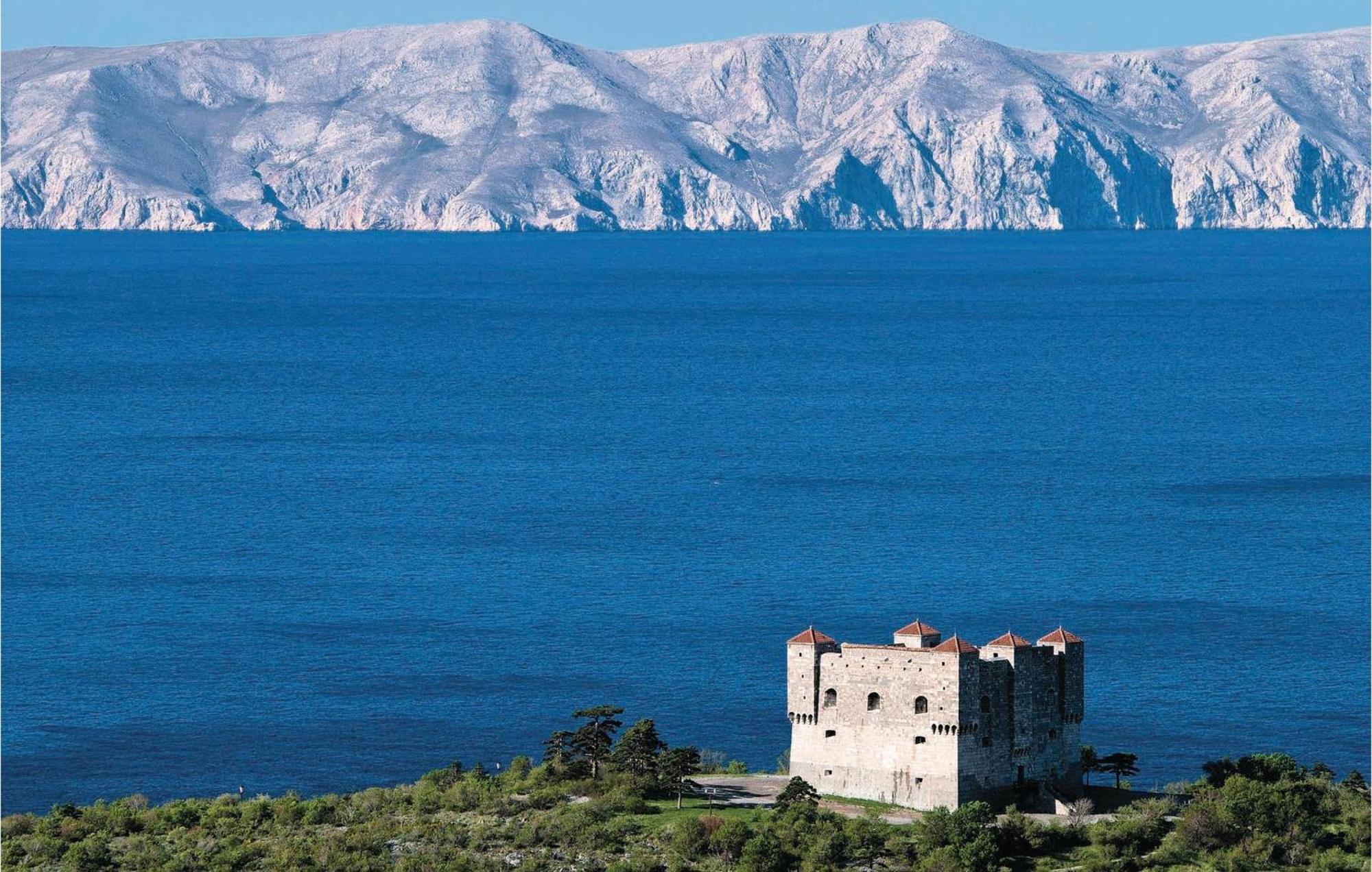 Amazing Apartment In Senj With House Sea View Senj (Lika-Senj) Exterior foto