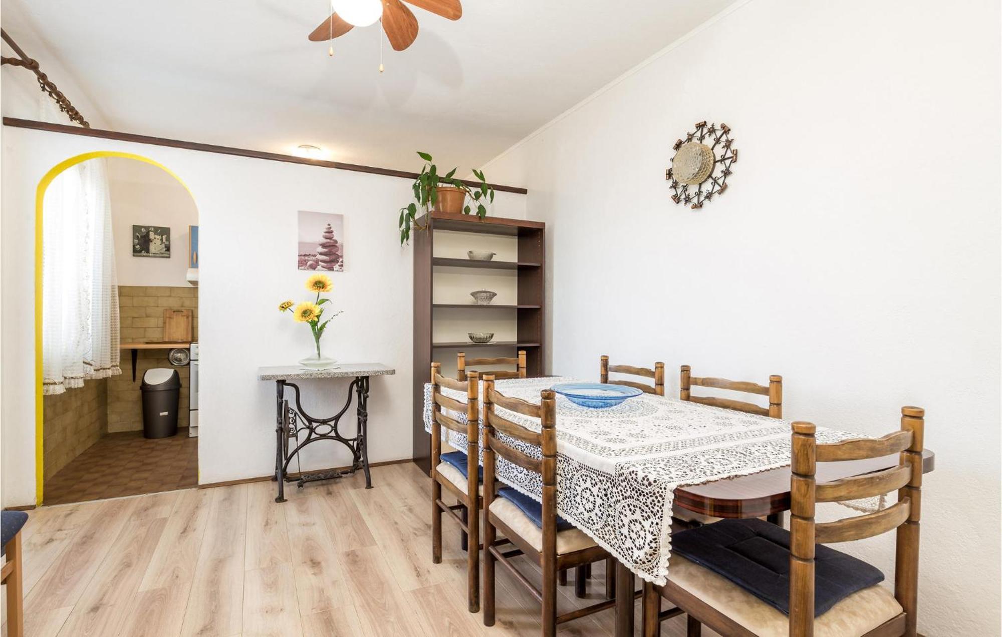 Amazing Apartment In Senj With House Sea View Senj (Lika-Senj) Exterior foto