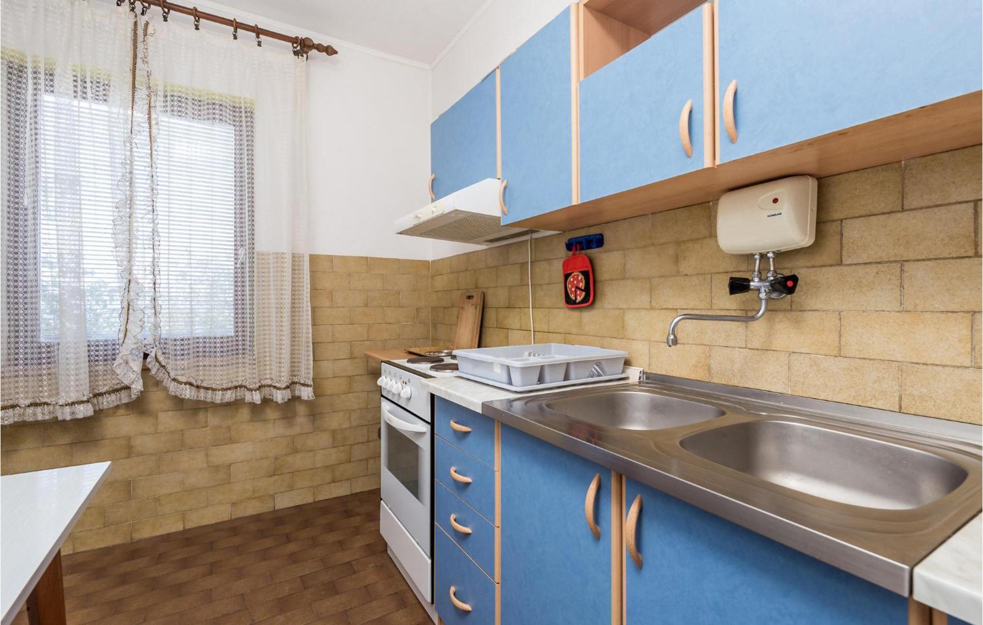 Amazing Apartment In Senj With House Sea View Senj (Lika-Senj) Exterior foto